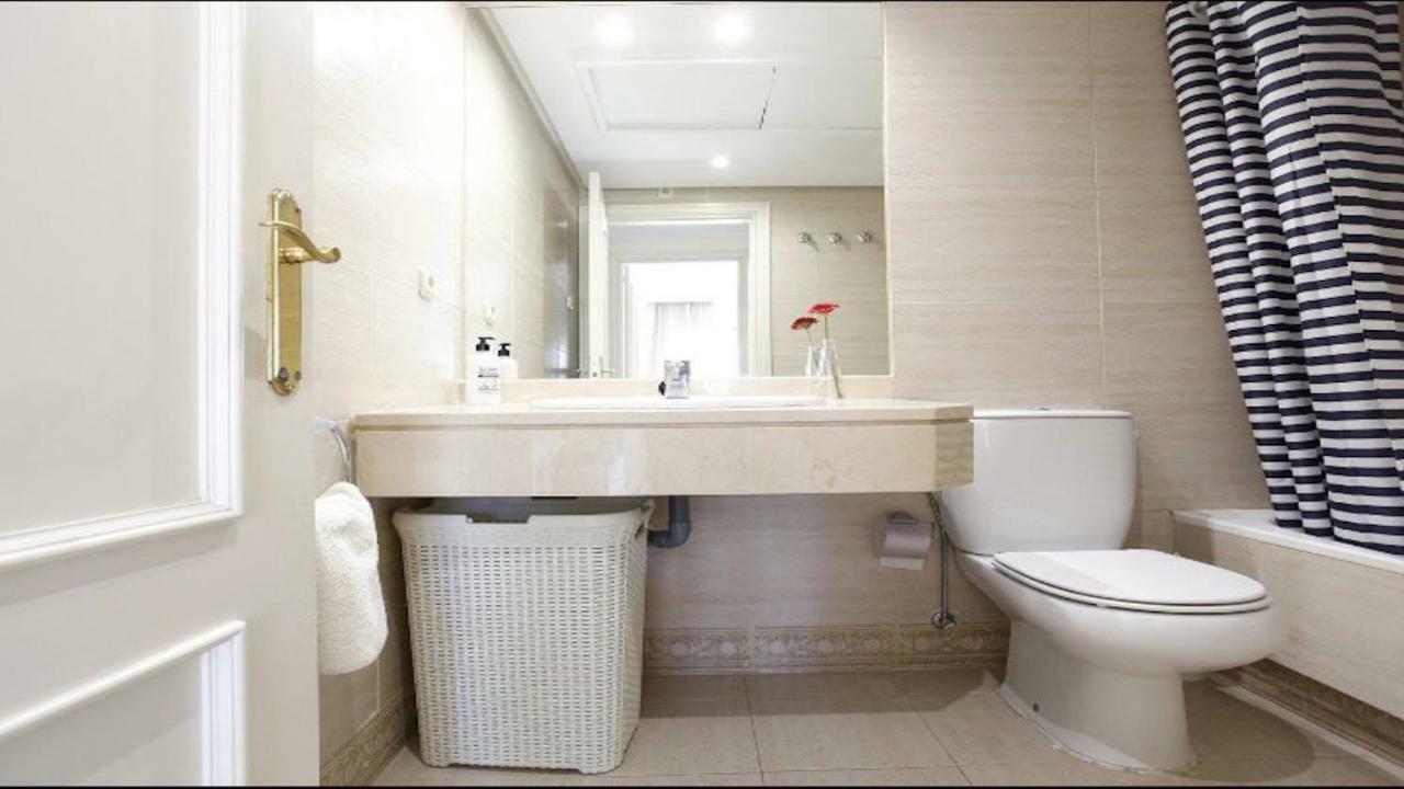 Center Puerto Banus -3 Bedrooms 马尔韦利亚 外观 照片