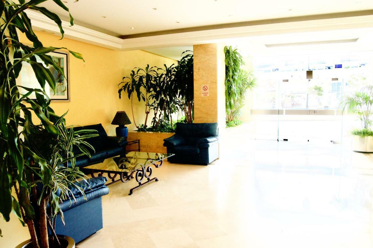 Center Puerto Banus -3 Bedrooms 马尔韦利亚 外观 照片