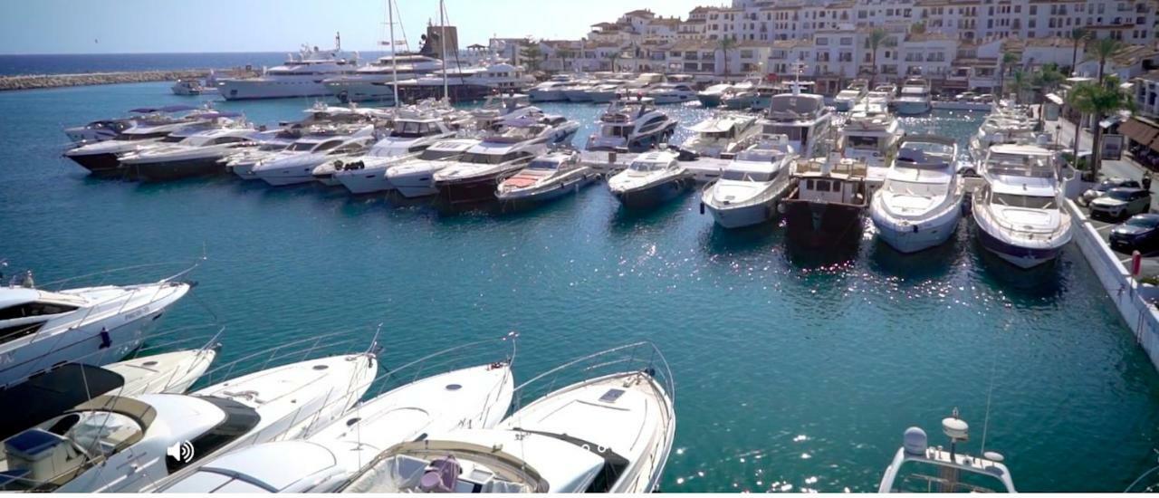 Center Puerto Banus -3 Bedrooms 马尔韦利亚 外观 照片